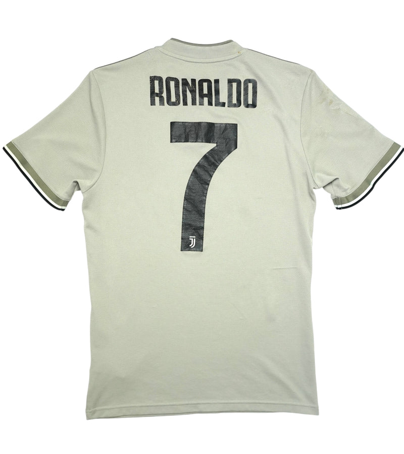 2018-19 Juventus Turin Away Kit C. Ronaldo #7 (6,5/10)